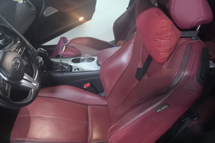 Used Infiniti Q60 2019 S 2.0T Luxury Sport Edition Left Front Seat