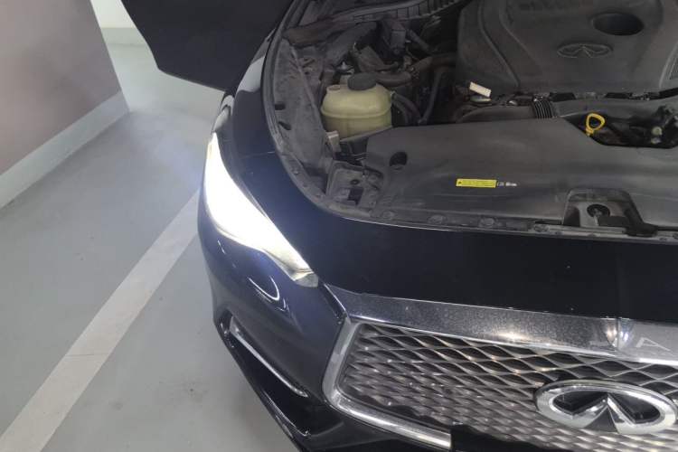 Used Infiniti Q60 2019 S 2.0T Luxury Sport Edition Right Front Headlight