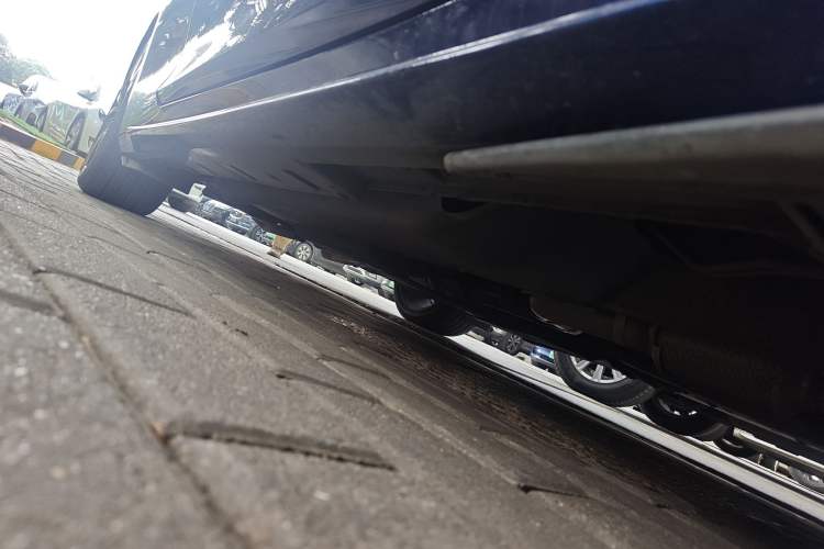 Used Infiniti Q60 2019 2.0T Luxury Edition Chassis Front Right