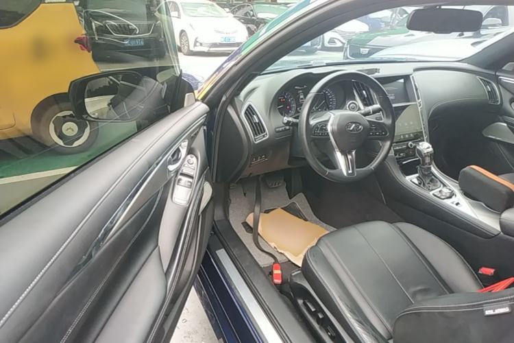 Used Infiniti Q60 2019 2.0T Luxury Edition Driver Seat