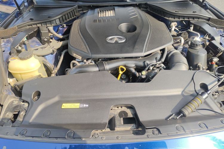 Used Infiniti Q60 2019 2.0T Luxury Edition Engine Bay