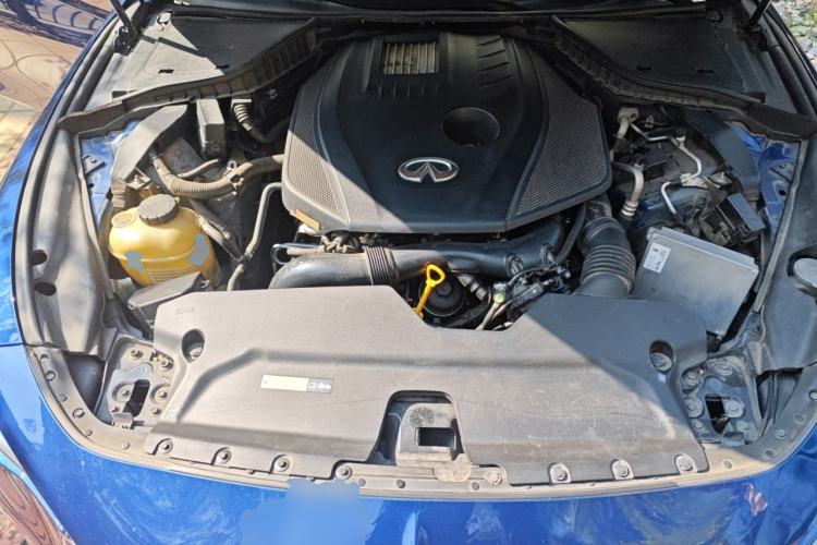 Used Infiniti Q60 2019 S 2.0T Luxury Sport Edition Engine Bay