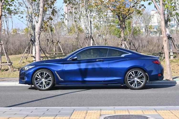Used Infiniti Q60 2019 2.0T Luxury Edition Exterior 3