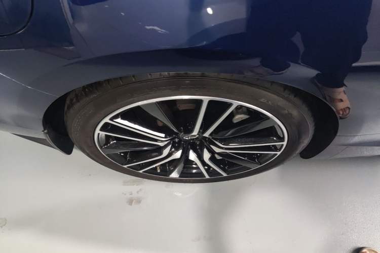 Used Infiniti Q60 2019 S 2.0T Luxury Sport Edition Exterior 5