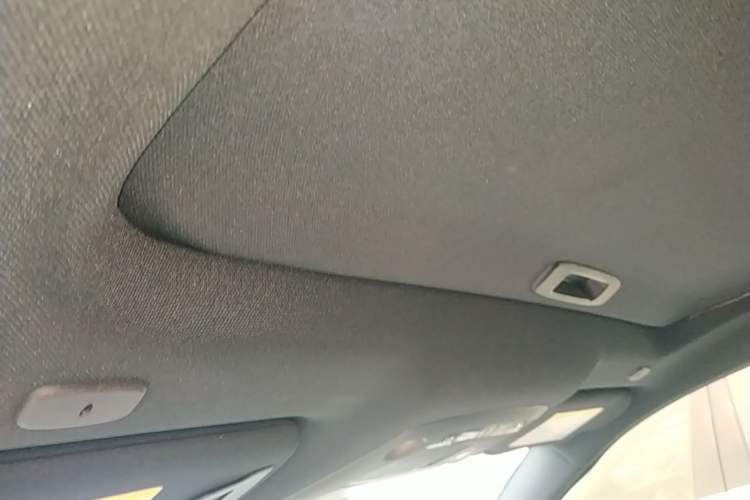 Used Infiniti Q60 2019 2.0T Luxury Edition Headliner