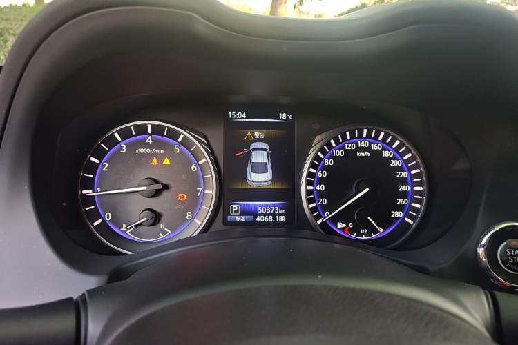 Used Infiniti Q60 2019 2.0T Luxury Edition Instrument Cluster