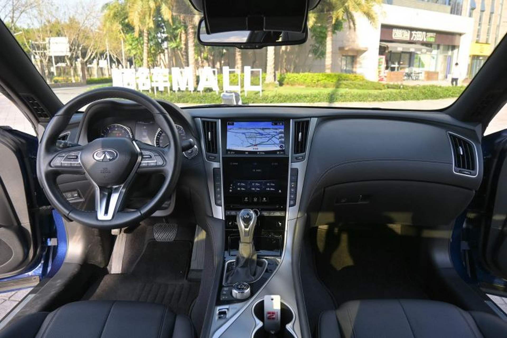 Used Infiniti Q60 2019 2.0T Luxury Edition Interior 1