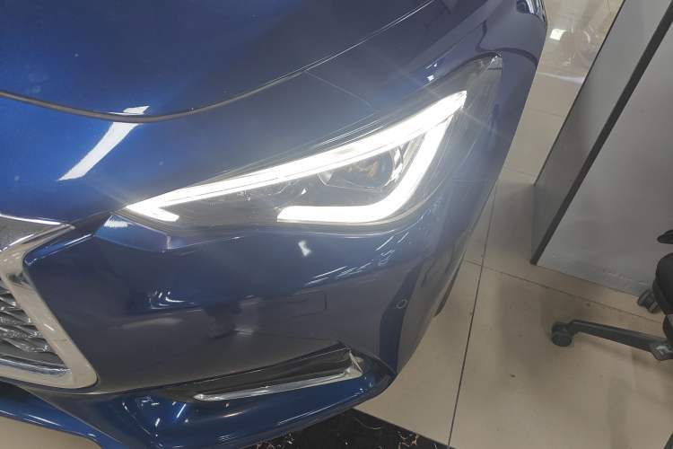 Used Infiniti Q60 2019 2.0T Luxury Edition Left Front Headlight