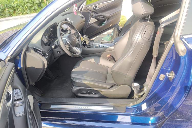 Used Infiniti Q60 2019 2.0T Luxury Edition Left Front Seat