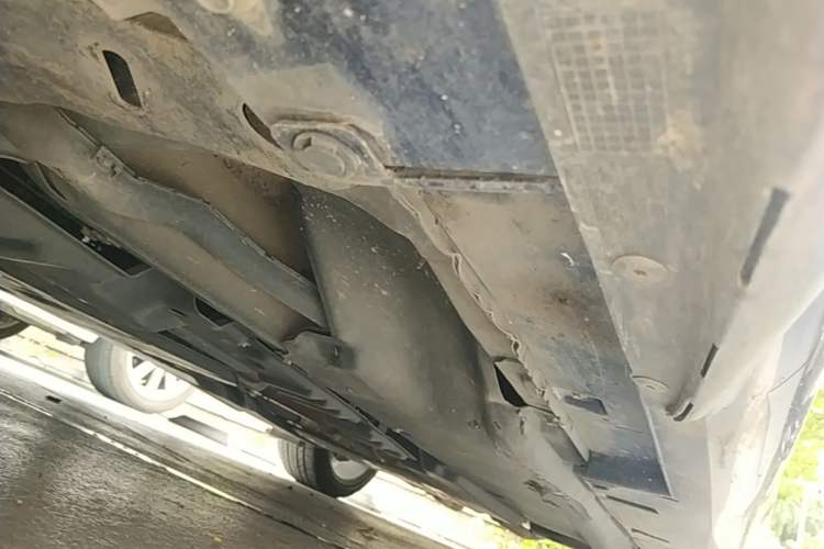 Used Infiniti Q60 2019 2.0T Luxury Edition Left Side Sill