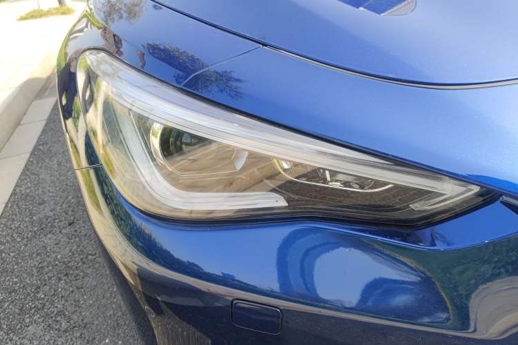 Used Infiniti Q60 2019 2.0T Luxury Edition Right Front Headlight
