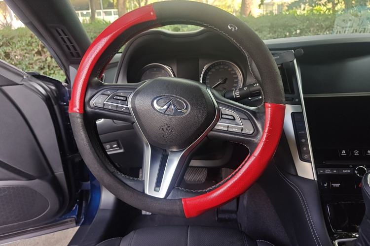 Used Infiniti Q60 2019 2.0T Luxury Edition Steering Wheel