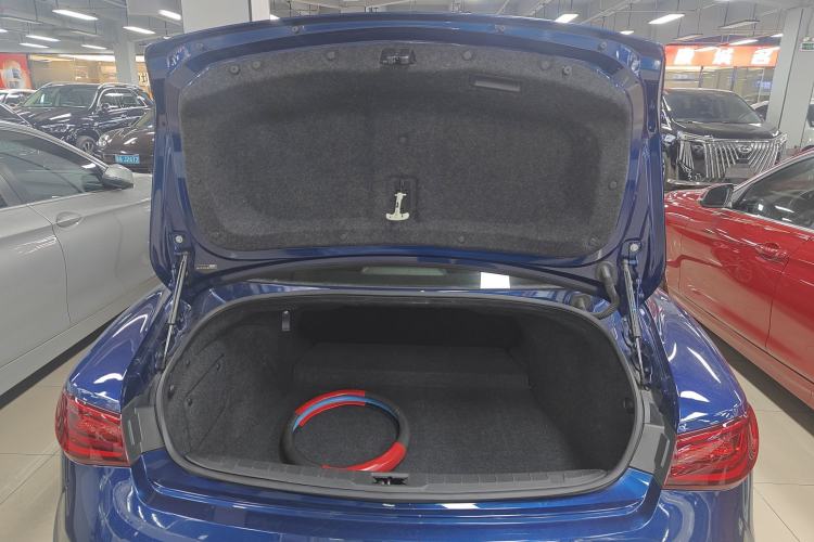 Used Infiniti Q60 2019 2.0T Luxury Edition Trunk