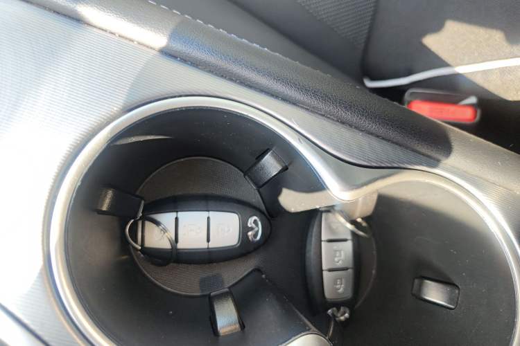 Used Infiniti Q60 2019 2.0T Luxury Edition Vehicle Key