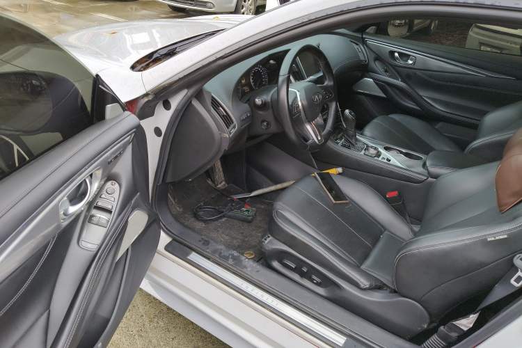Used Infiniti Q60 2019 2.0T Luxury Edition Driver Seat