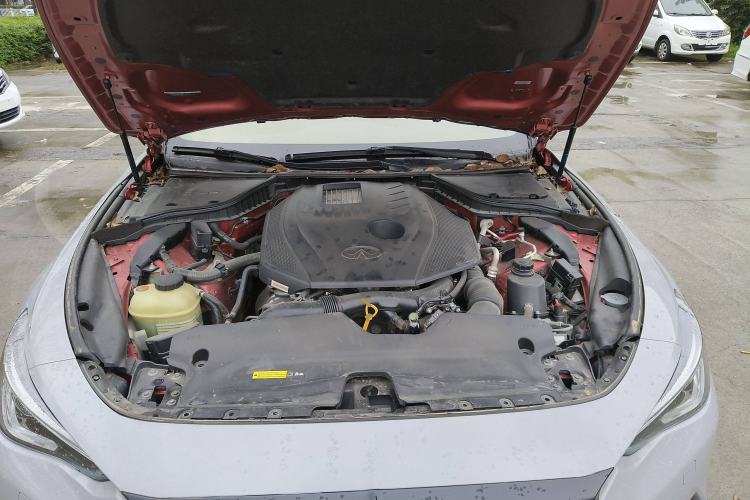 Used Infiniti Q60 2019 2.0T Luxury Edition Engine Bay