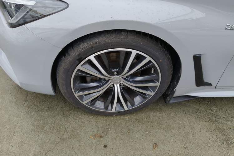 Used Infiniti Q60 2019 2.0T Luxury Edition Left Front Wheel Hub