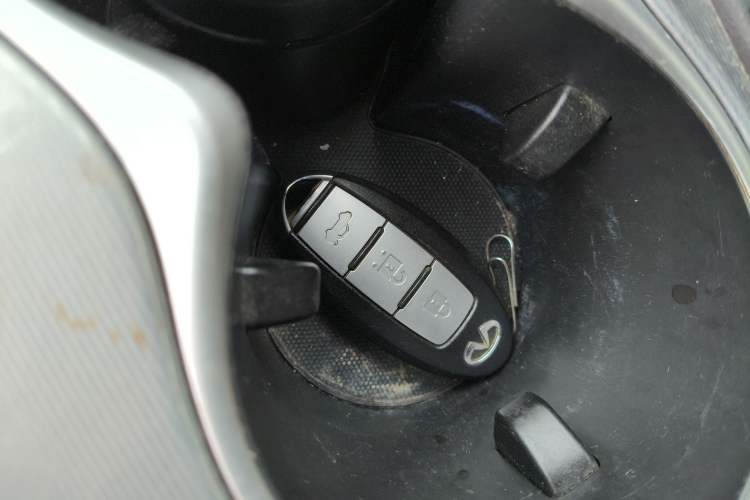 Used Infiniti Q60 2019 2.0T Luxury Edition Vehicle Key