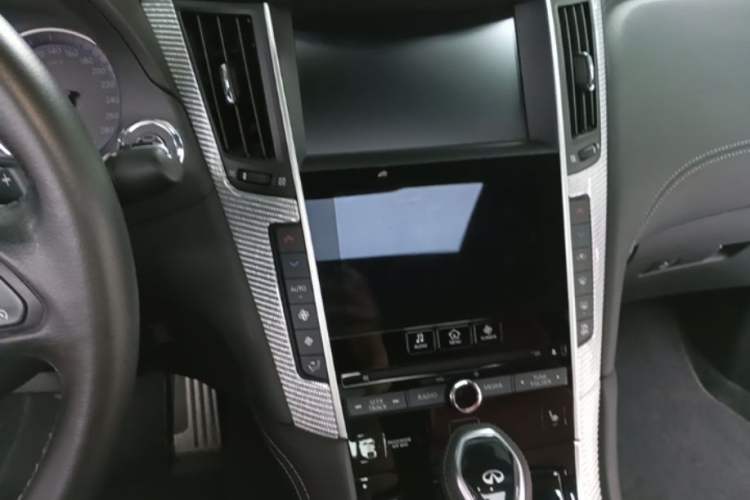 Used Infiniti Q60 2019 S 2.0T Luxury Sport Edition Audio And AC Panel