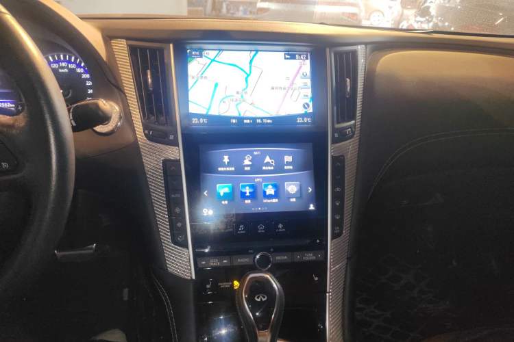 Used Infiniti Q60 2019 S 2.0T Luxury Sport Edition Audio And AC Panel