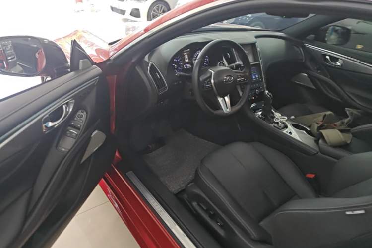 Used Infiniti Q60 2019 2.0T Luxury Edition Driver Seat