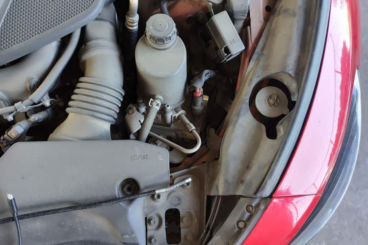 Used Infiniti Q60 2019 2.0T Luxury Edition Engine Bay Left