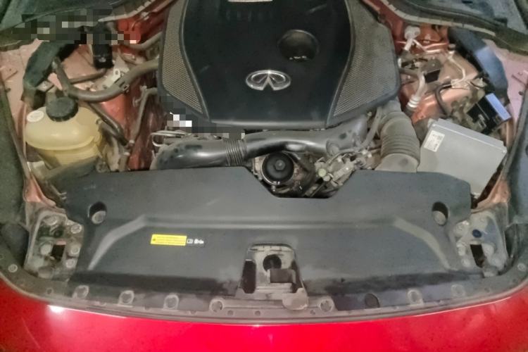 Used Infiniti Q60 2019 S 2.0T Luxury Sport Edition Engine Bay