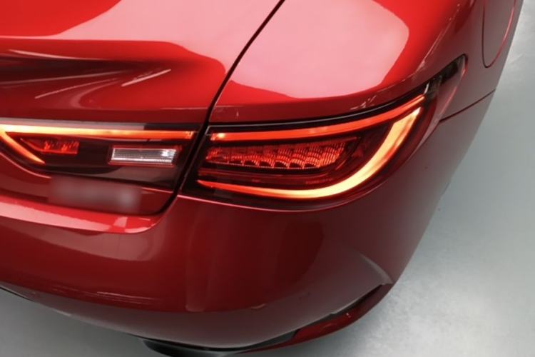 Used Infiniti Q60 2019 S 2.0T Luxury Sport Edition Exterior 3