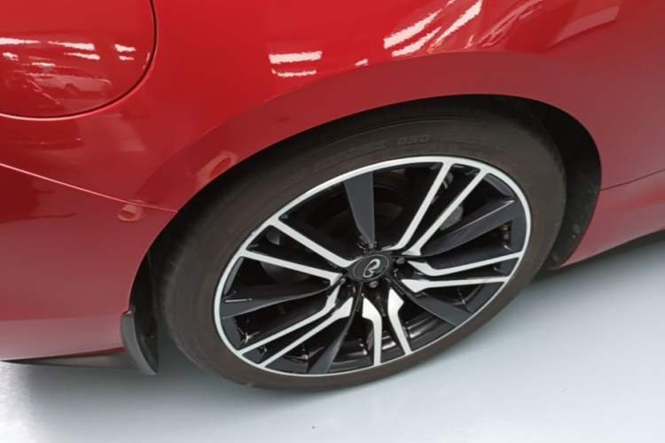 Used Infiniti Q60 2019 S 2.0T Luxury Sport Edition Exterior 5