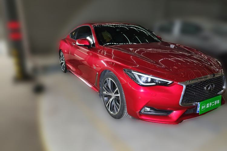 Used Infiniti Q60 2019 2.0T Luxury Edition Front Right 45 Deg