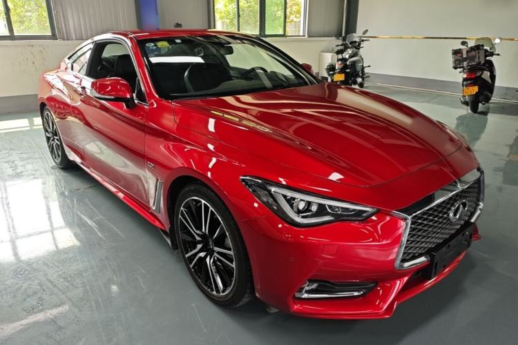 Used Infiniti Q60 2019 S 2.0T Luxury Sport Edition Front Right 45 Deg