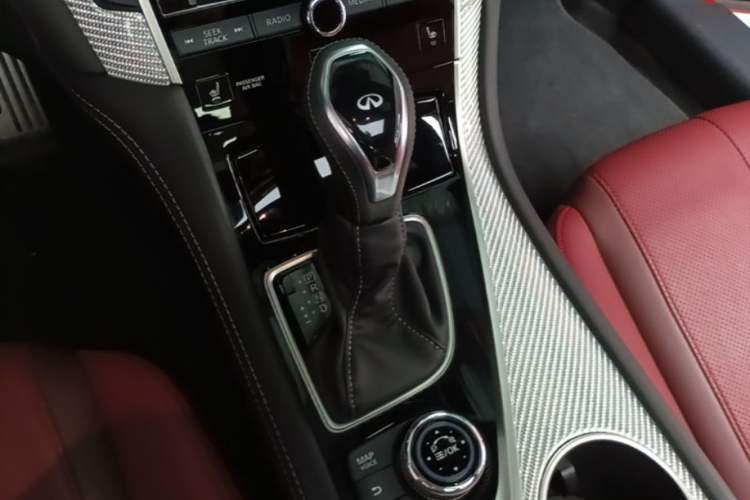 Used Infiniti Q60 2019 S 2.0T Luxury Sport Edition Gear Lever