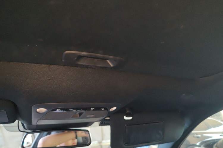 Used Infiniti Q60 2019 2.0T Luxury Edition Headliner