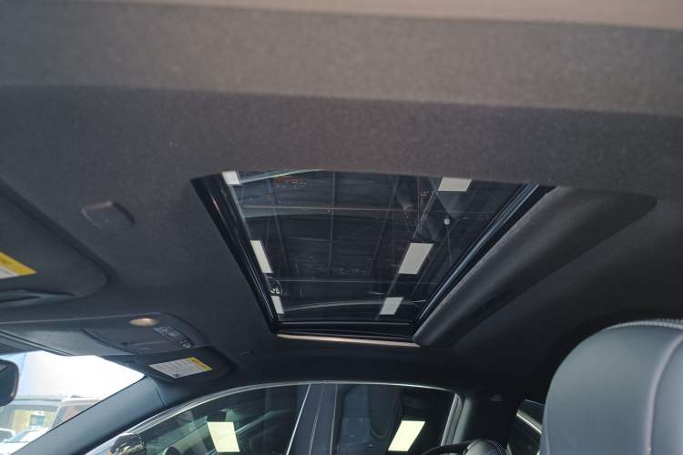 Used Infiniti Q60 2019 S 2.0T Luxury Sport Edition Headliner