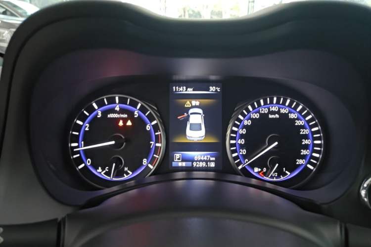 Used Infiniti Q60 2019 2.0T Luxury Edition Instrument Cluster