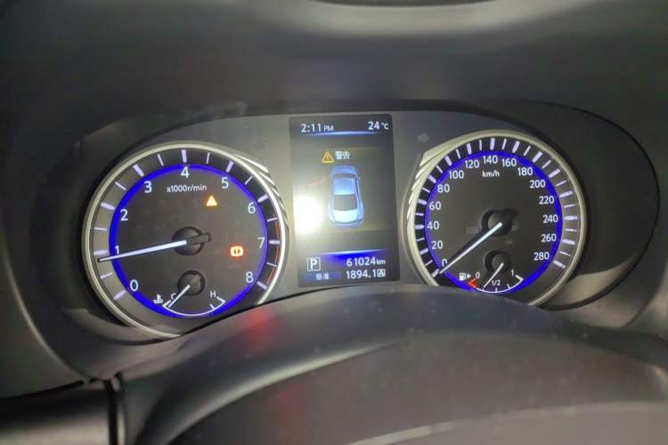 Used Infiniti Q60 2019 2.0T Luxury Edition Instrument Cluster