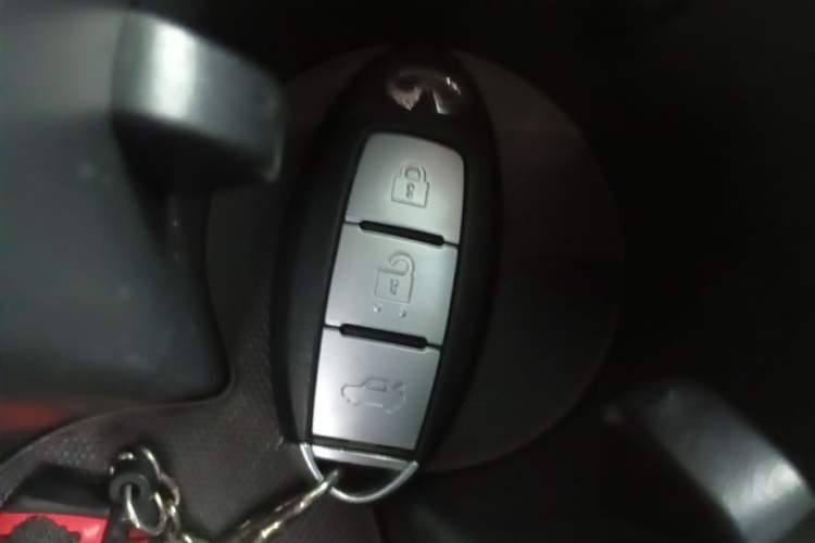 Used Infiniti Q60 2019 S 2.0T Luxury Sport Edition Interior 1