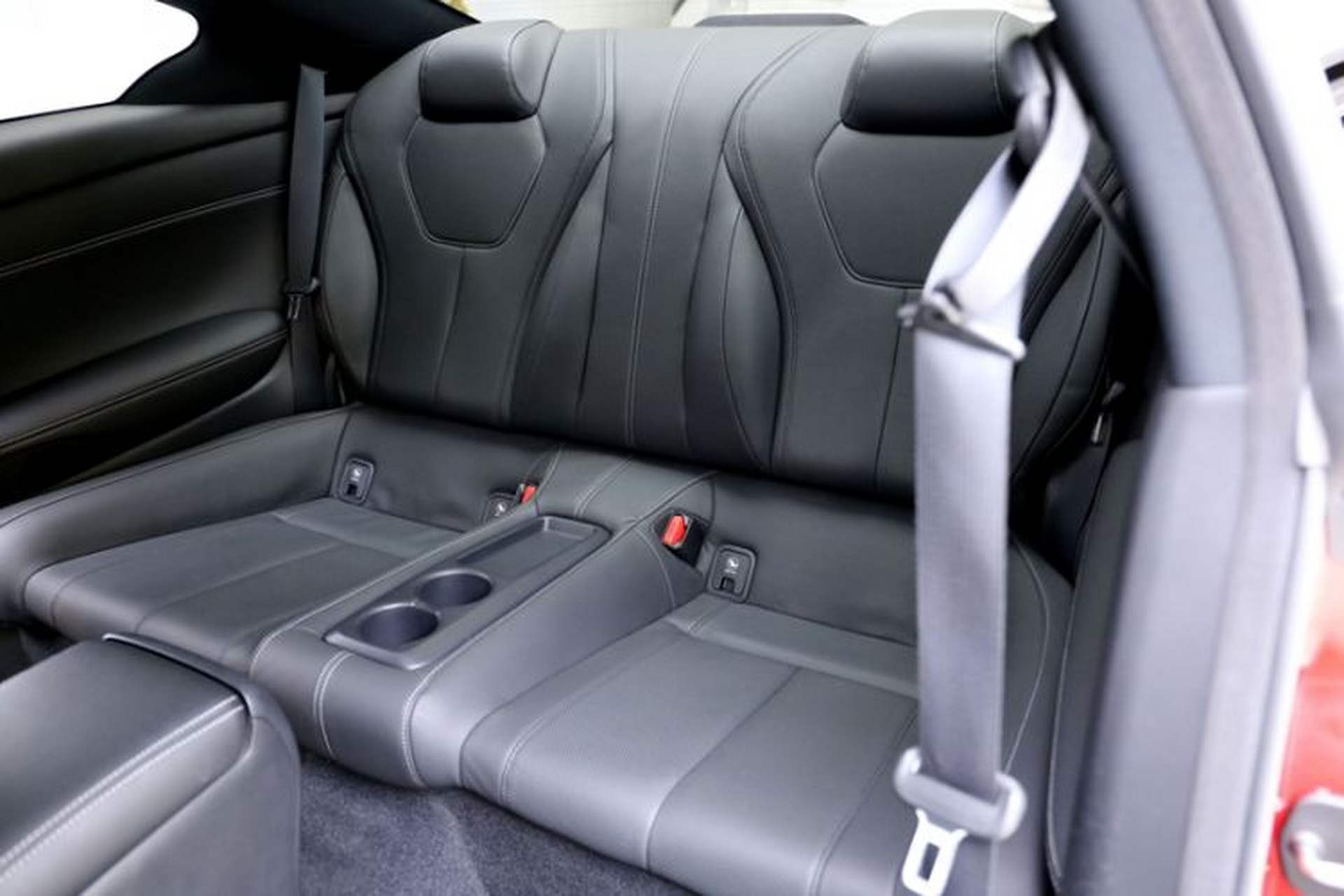 Used Infiniti Q60 2019 2.0T Luxury Edition Interior 5