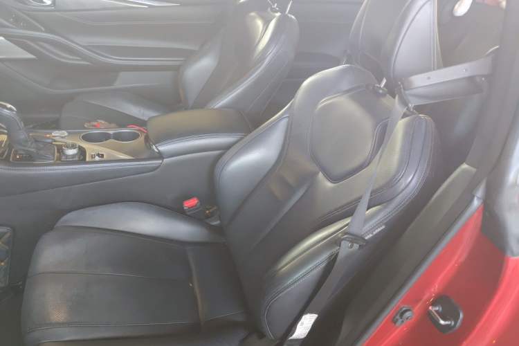 Used Infiniti Q60 2019 2.0T Luxury Edition Left Front Seat
