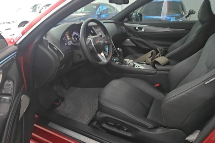 Used Infiniti Q60 2019 2.0T Luxury Edition Left Front Seat