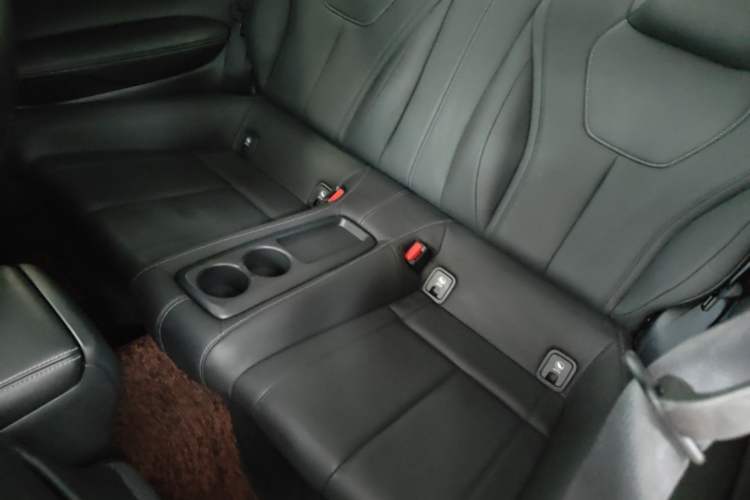 Used Infiniti Q60 2019 2.0T Luxury Edition Left Rear Seat