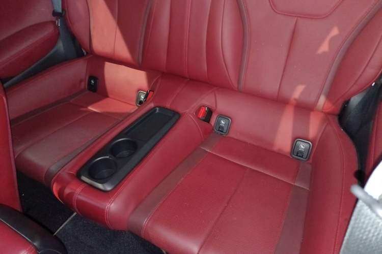 Used Infiniti Q60 2019 S 2.0T Luxury Sport Edition Left Rear Seat
