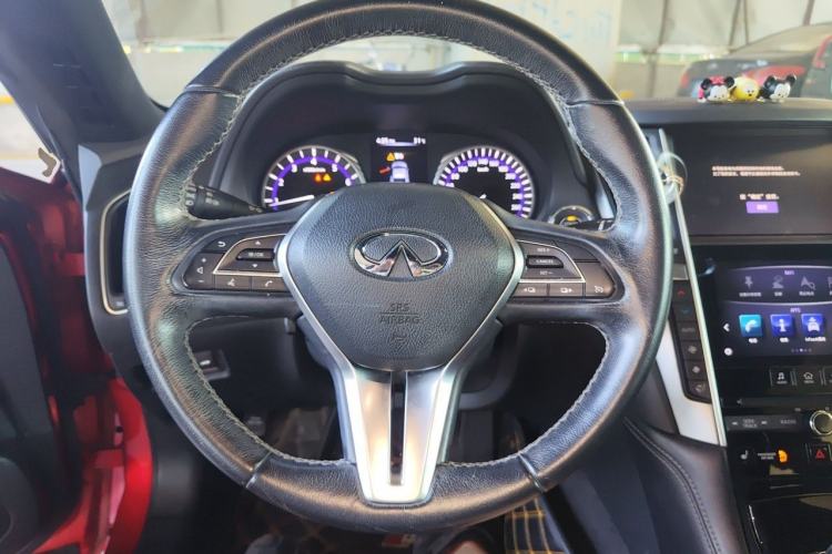 Used Infiniti Q60 2019 2.0T Luxury Edition Steering Wheel
