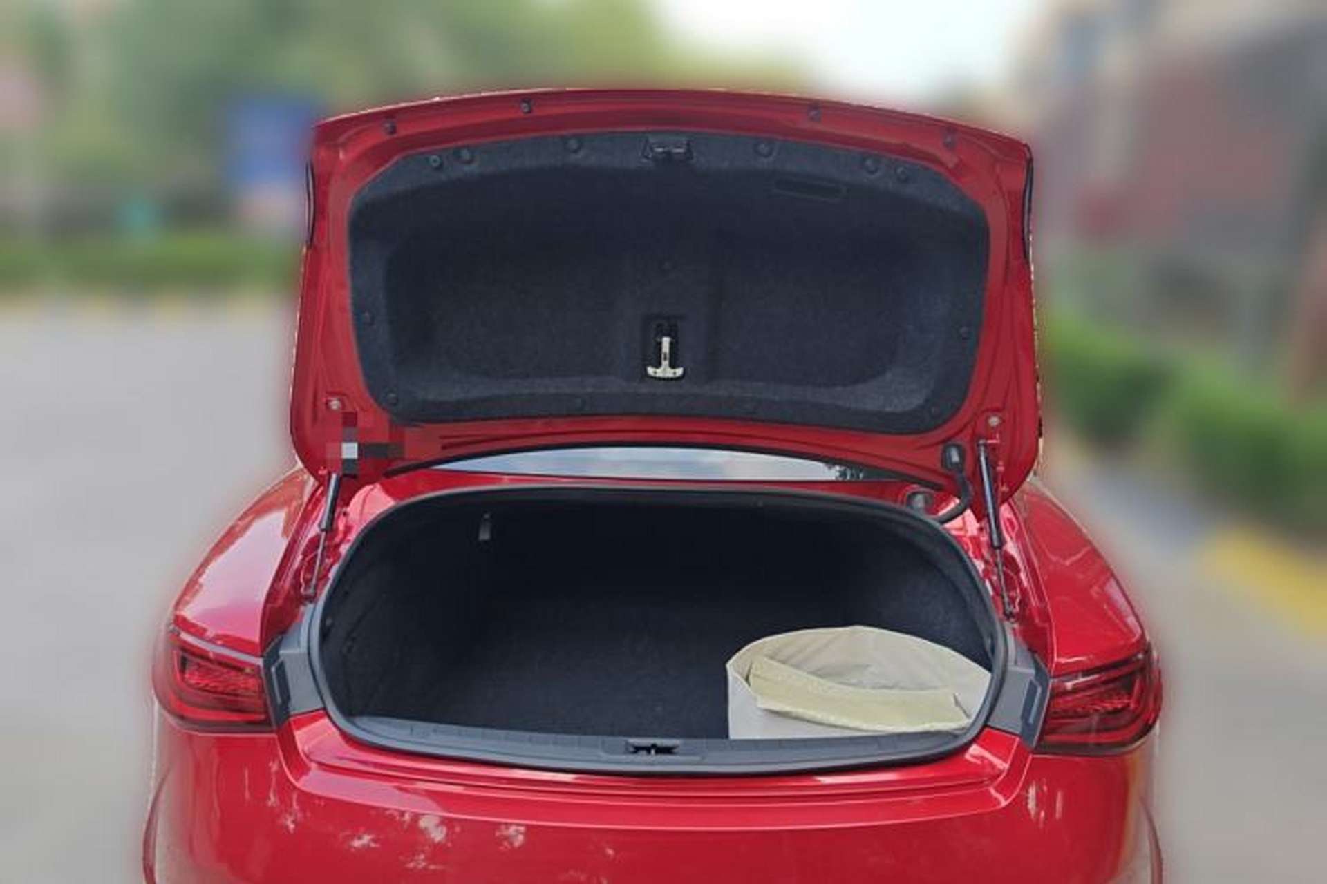 Used Infiniti Q60 2019 2.0T Luxury Edition Trunk