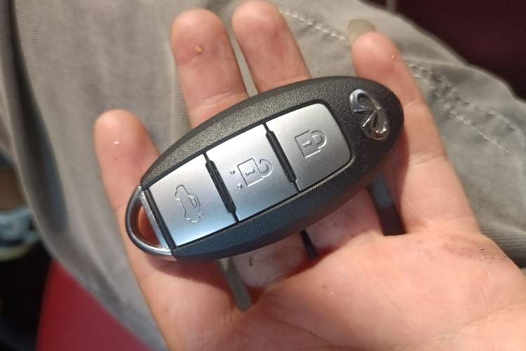 Used Infiniti Q60 2019 S 2.0T Luxury Sport Edition Vehicle Key