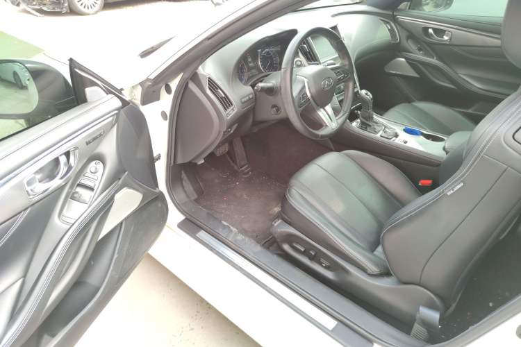 Used Infiniti Q60 2019 2.0T Luxury Edition Driver Seat