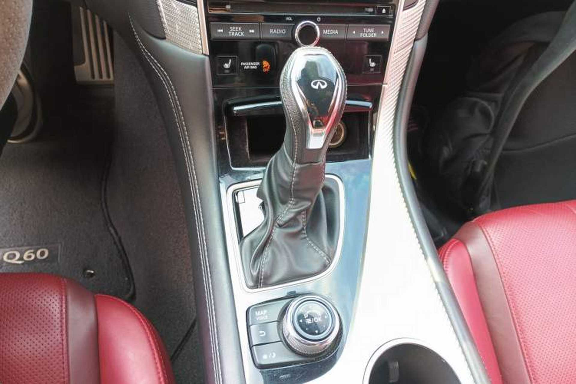 Used Infiniti Q60 2019 S 2.0T Luxury Sport Edition Gear Lever