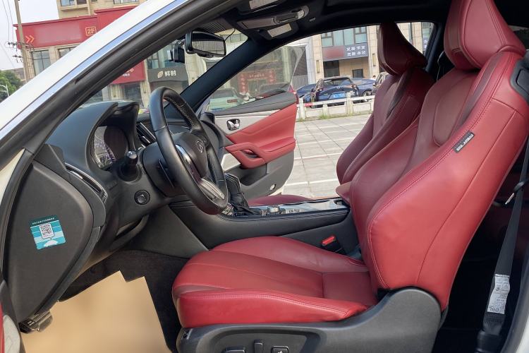 Used Infiniti Q60 2019 S 2.0T Luxury Sport Edition Interior 1