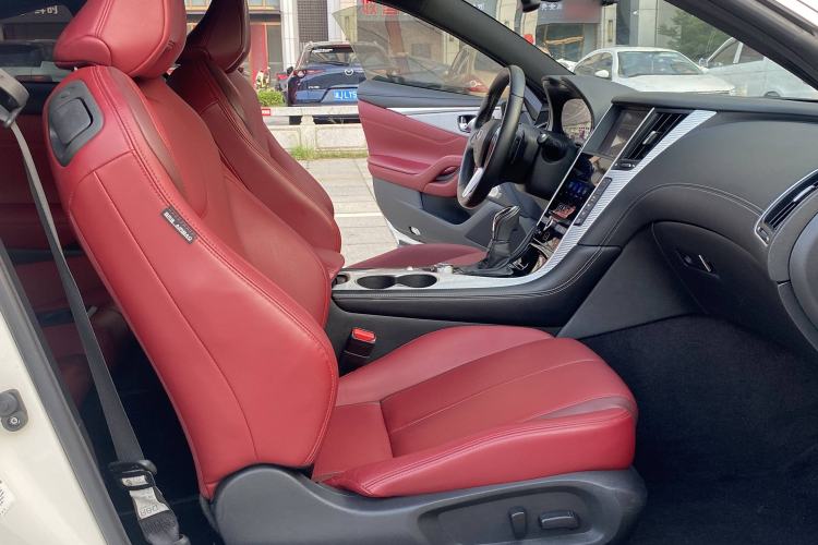 Used Infiniti Q60 2019 S 2.0T Luxury Sport Edition Interior 5
