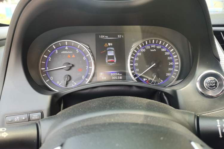 Used Infiniti Q60 2019 S 2.0T Luxury Sport Edition Odometer Close Up